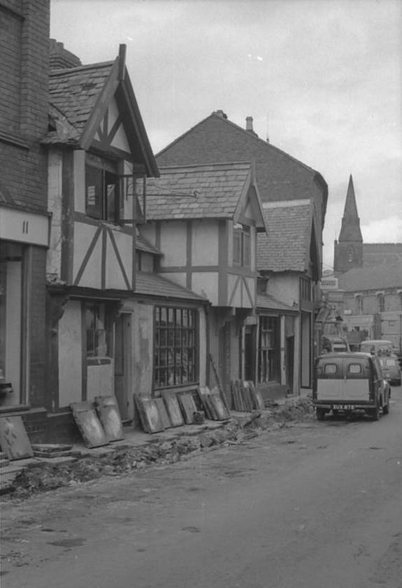 OSW NEG O 1 18 Beatrice Street The Fighting Cocks 1962