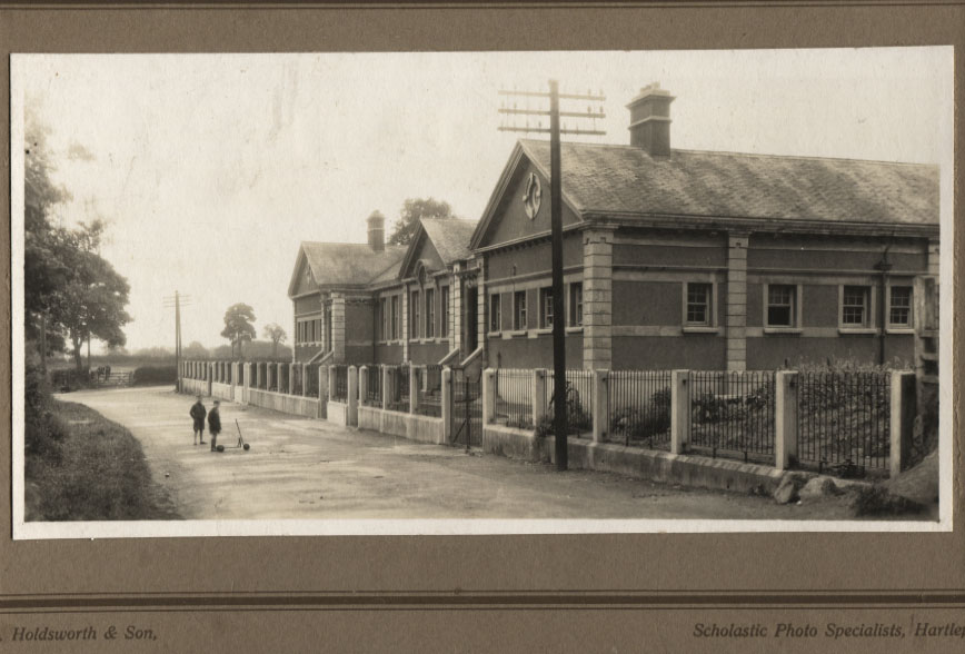 OSWPHW3936 Weston Rhyn Council School 19251932 Oswestry Family